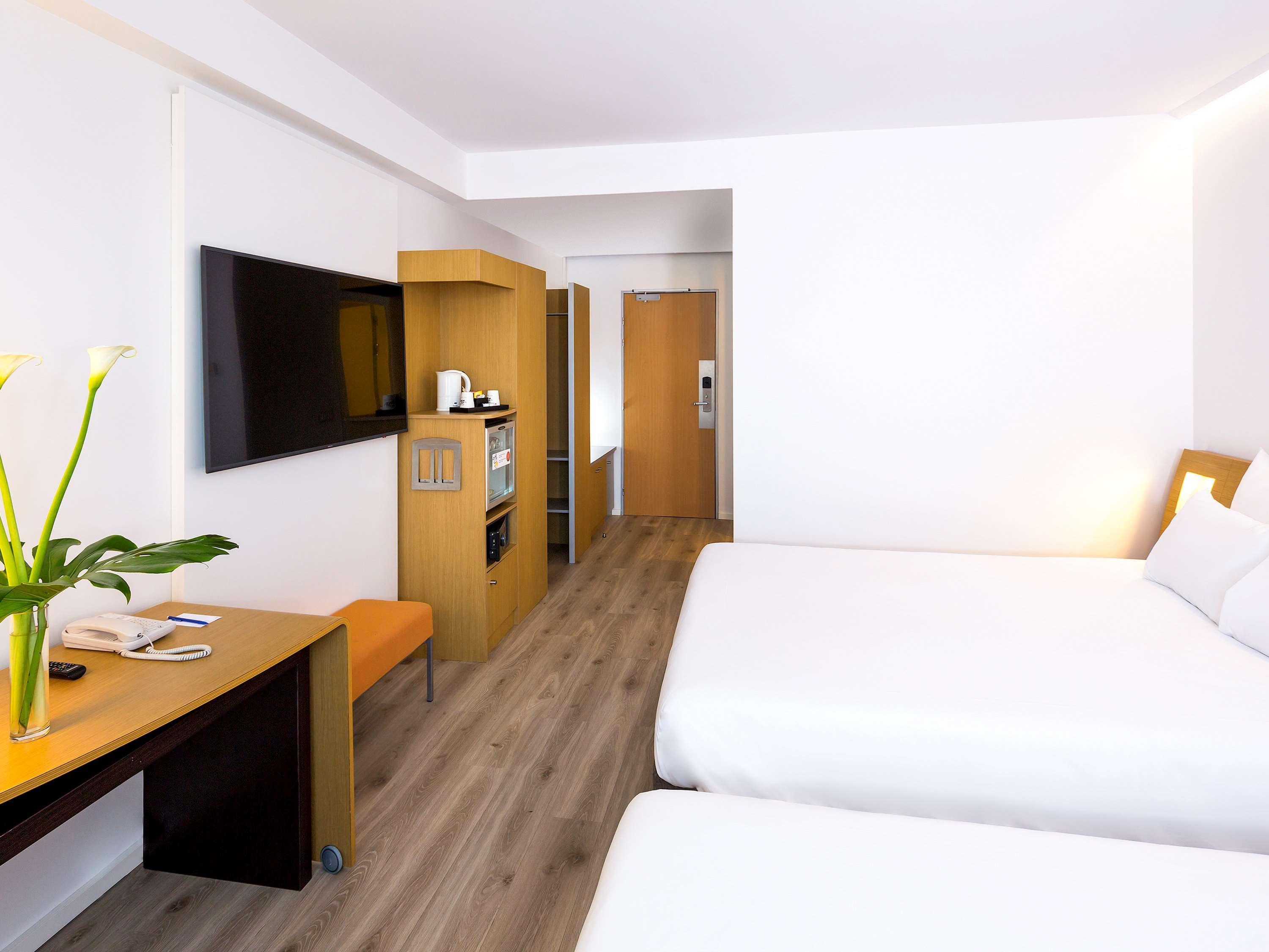 Novotel Sevilla Ngoại thất bức ảnh