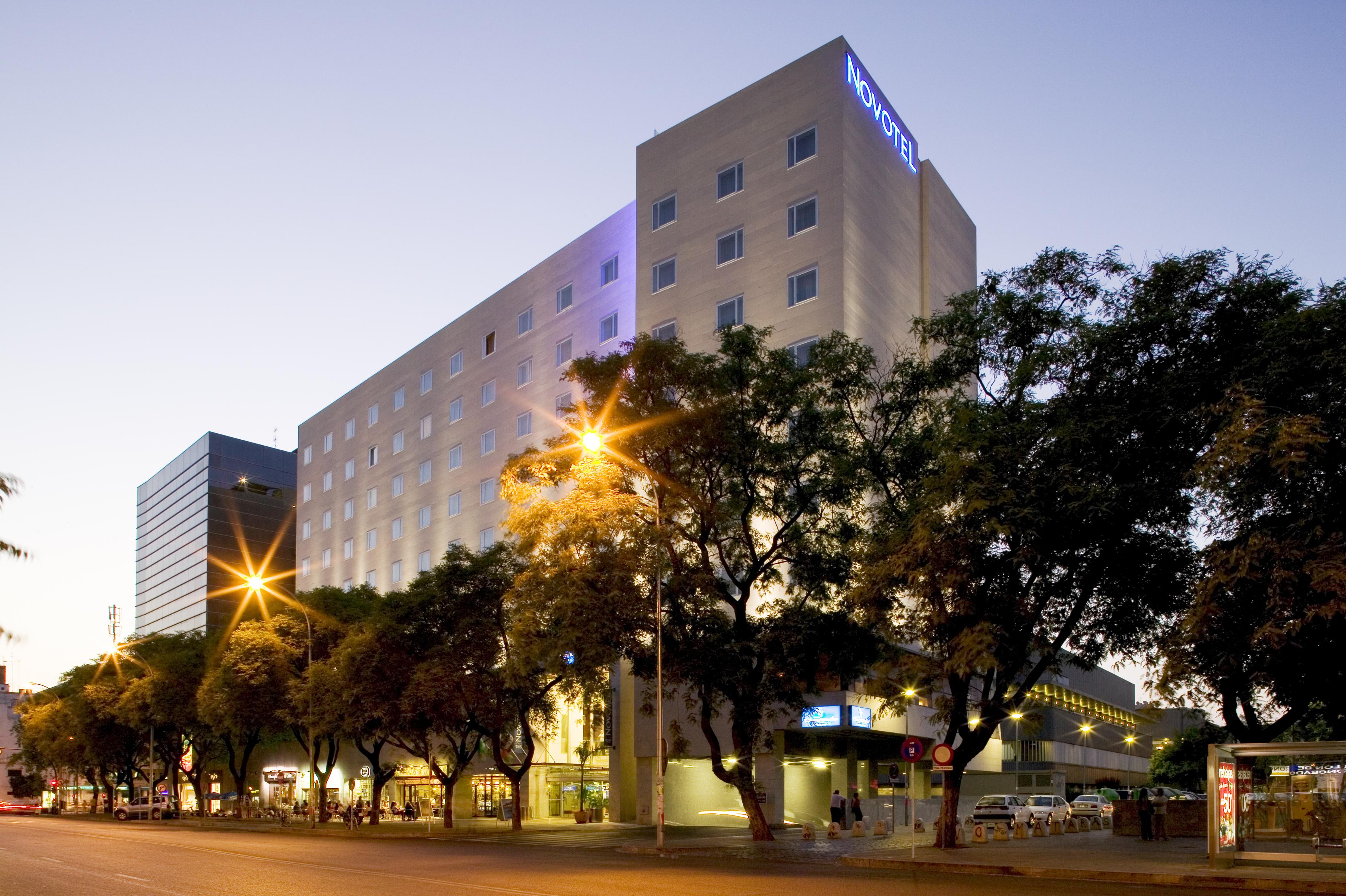 Novotel Sevilla Ngoại thất bức ảnh
